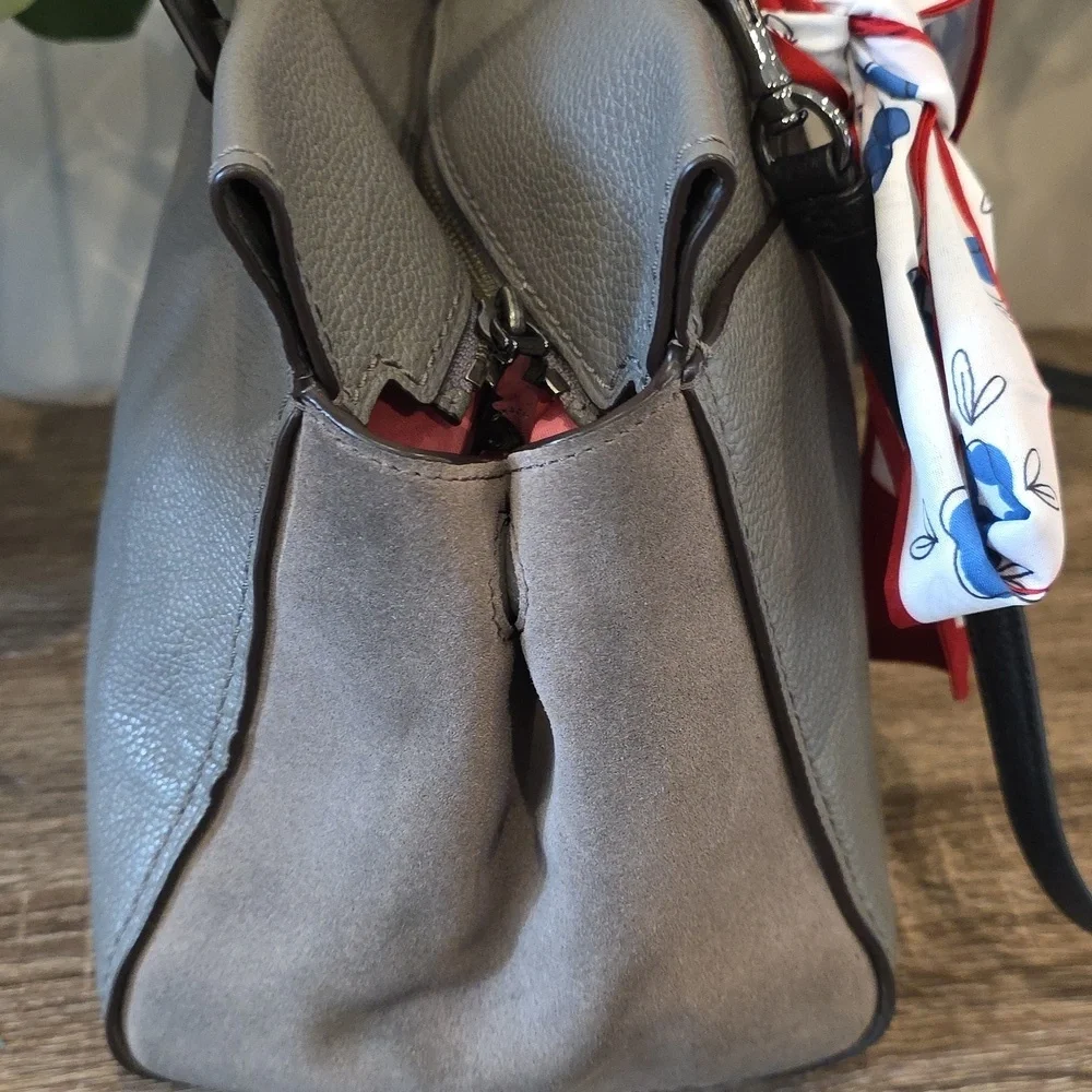 Coach Fulton Satchel Including Unbranded Purse Decor